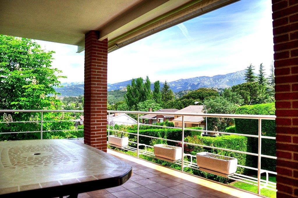 Casa Bellavista Becerril Villa Becerril de la Sierra Exterior photo